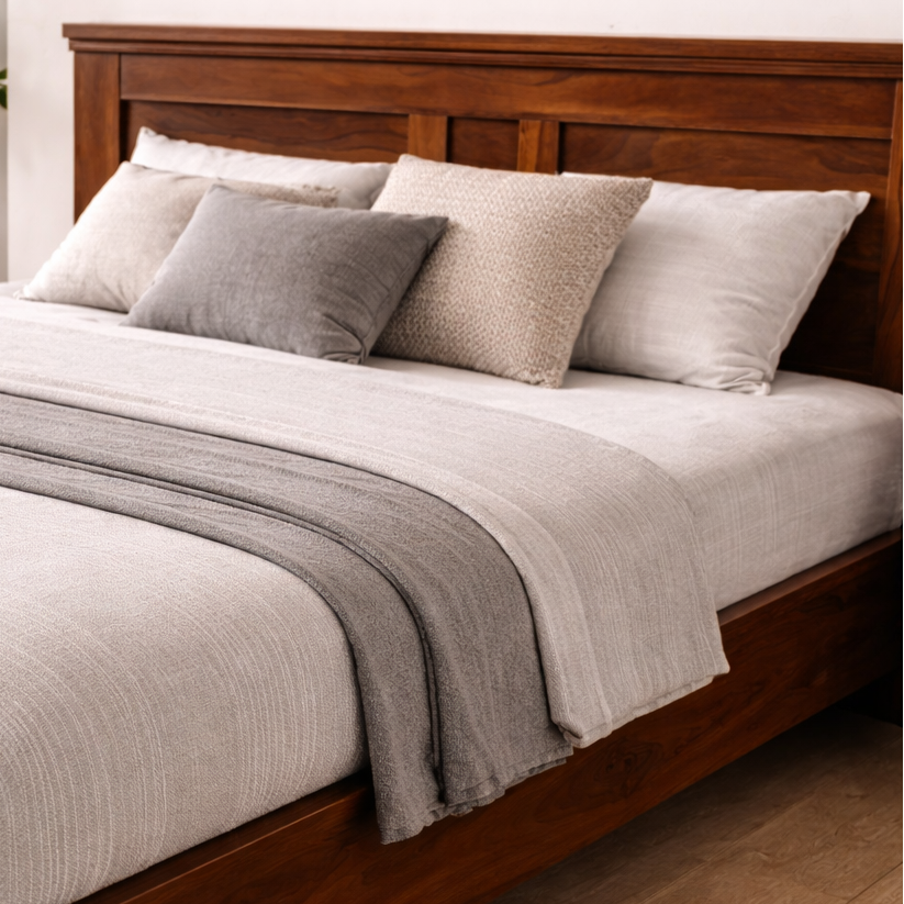 SW QUEEN BED LOUIS WITHOUT STORAGE SHEESHAM FINISH SPACEWOOD