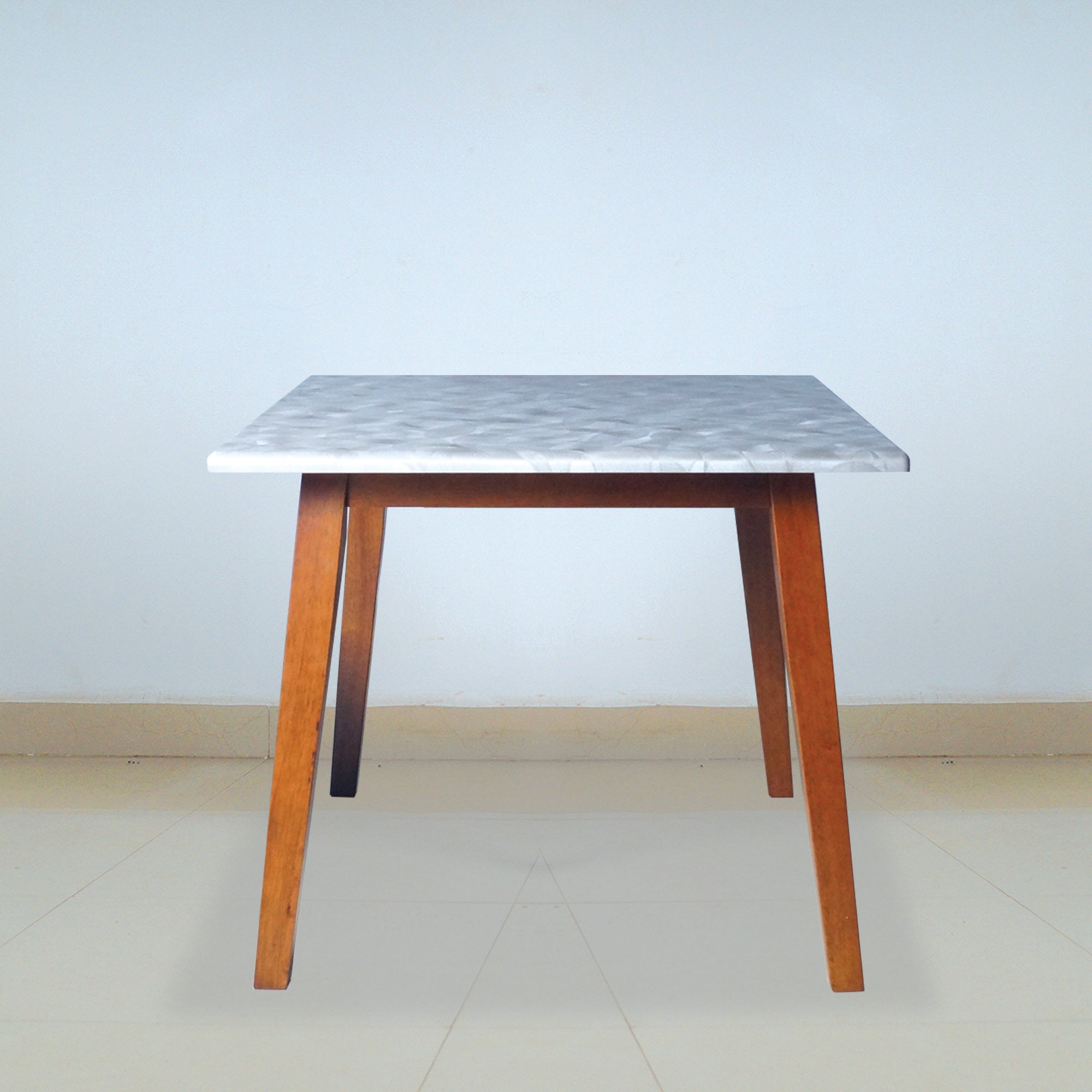 ARENA Dining Table ARENA