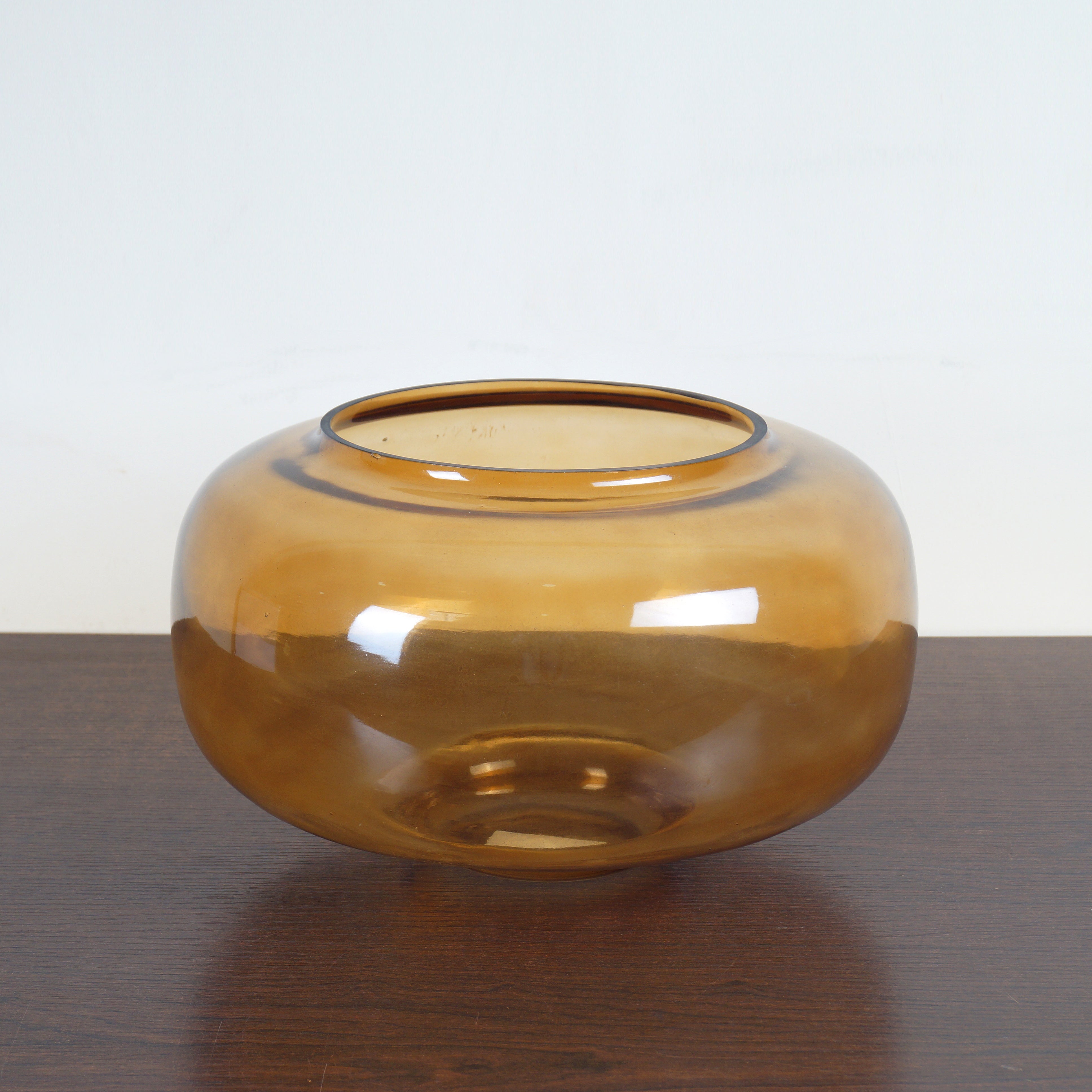 OoNA AAOS Glass Vase Brown Bowl