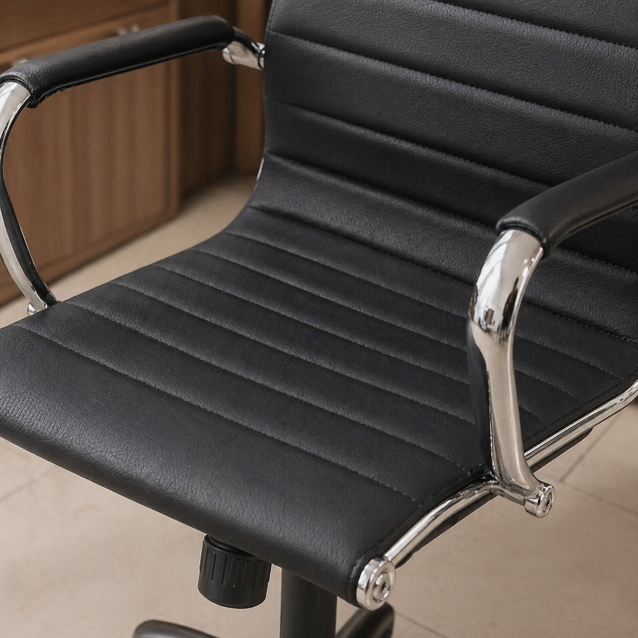 ARENA MID BACK CHAIR MUXA 9401 BLACK MB ARENA