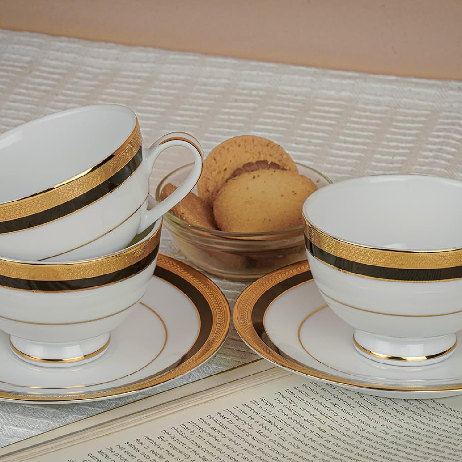 Dankotuwa Porcelain 24k Gold Luxury Cup and Saucer Set for Tea Coffee