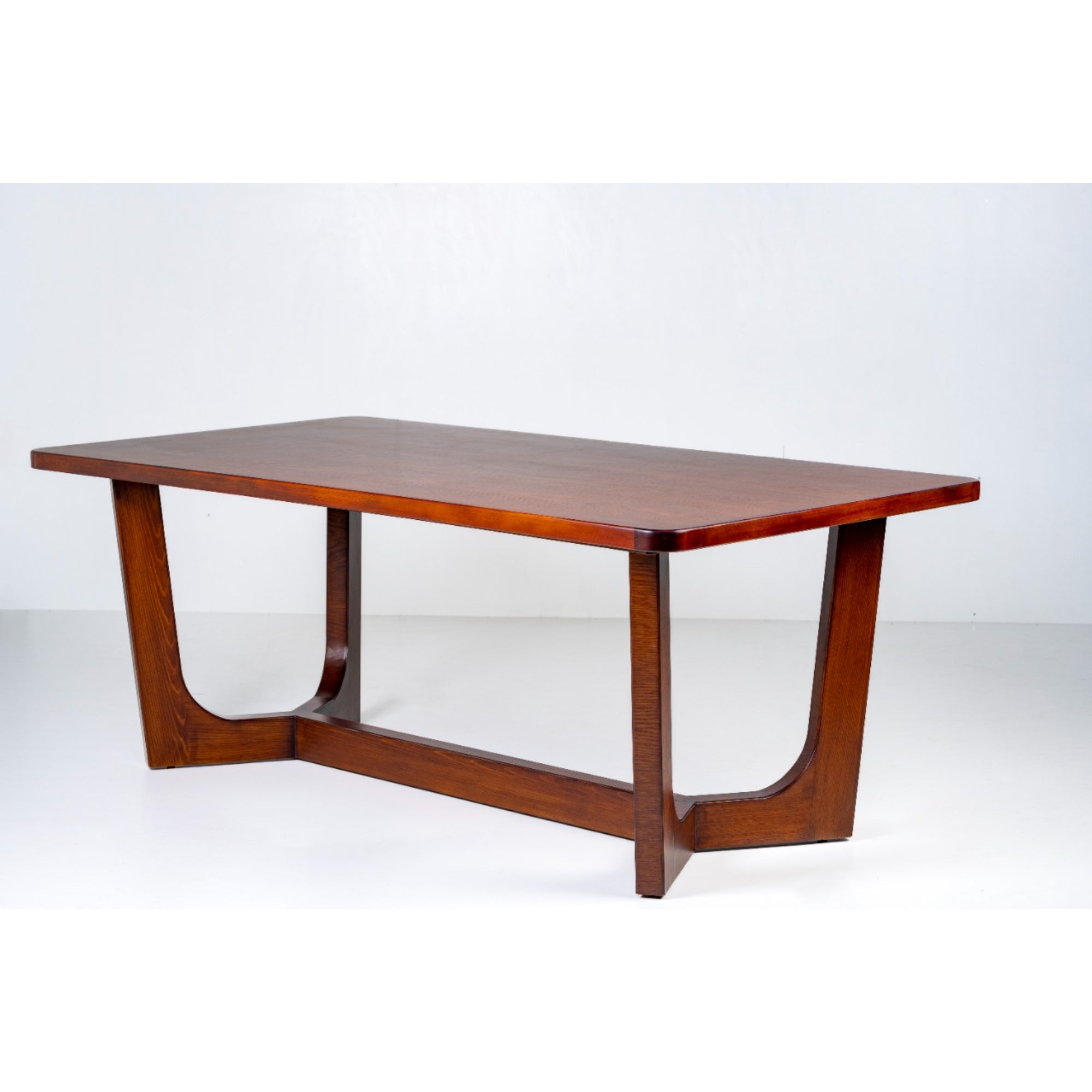 ARENA DT-01 Dining Table