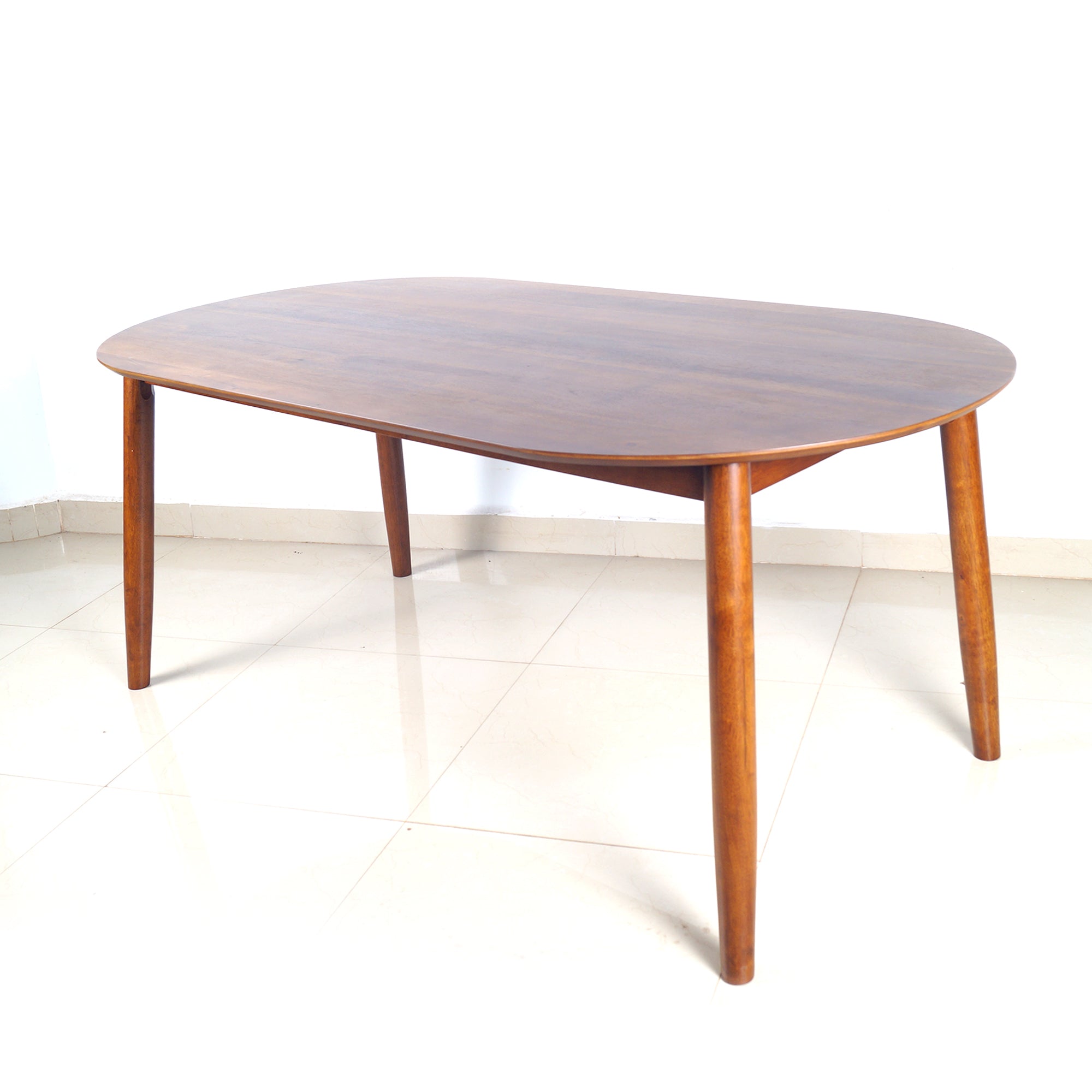 ARENA Top Oval Shape Dining Table