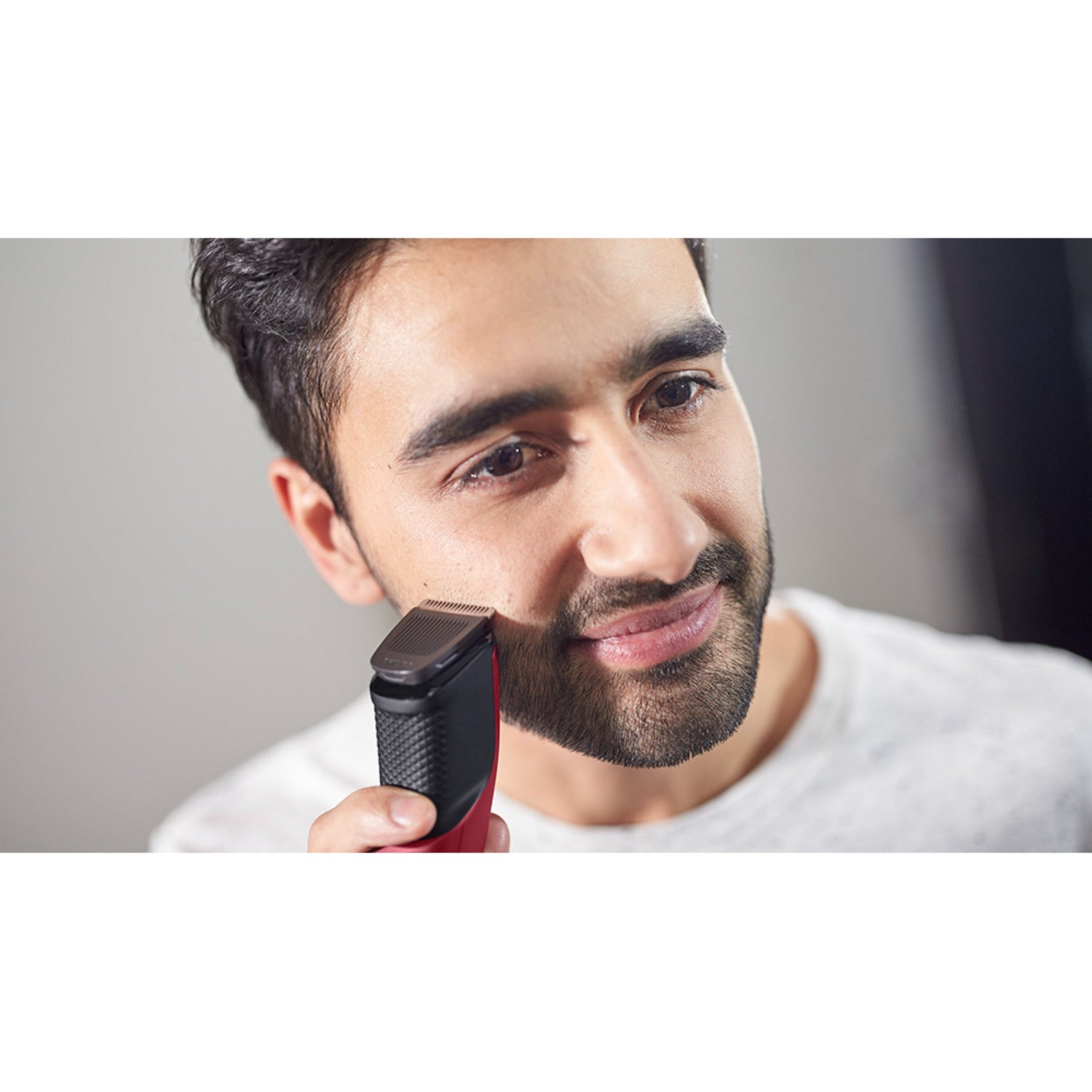 PHILIPS BT1235 Skin-friendly Beard Trimmer Dura Power Technology