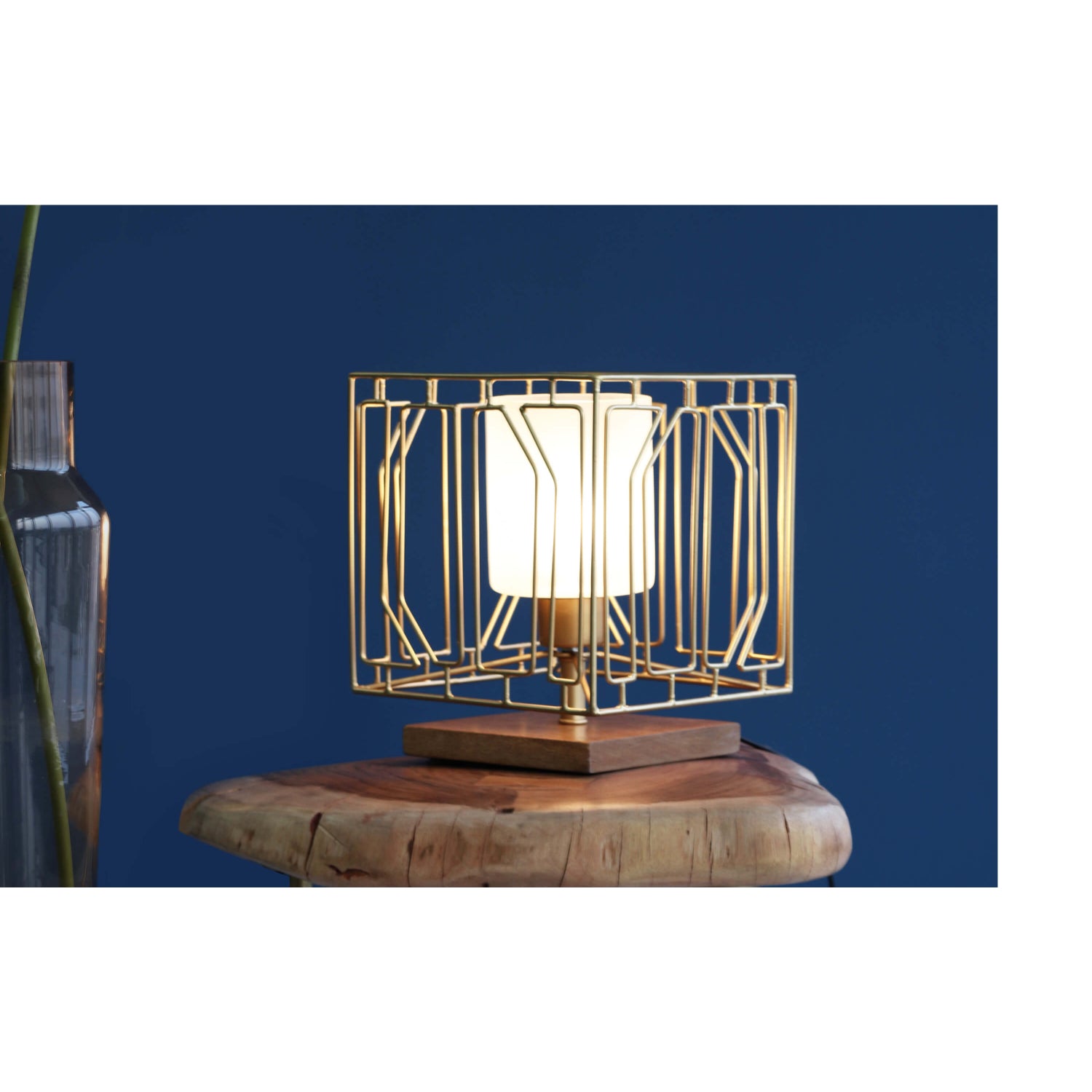 OoNA Choku Table Lamp